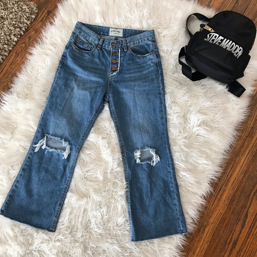 distressed flare jeans 💕 4 buttons